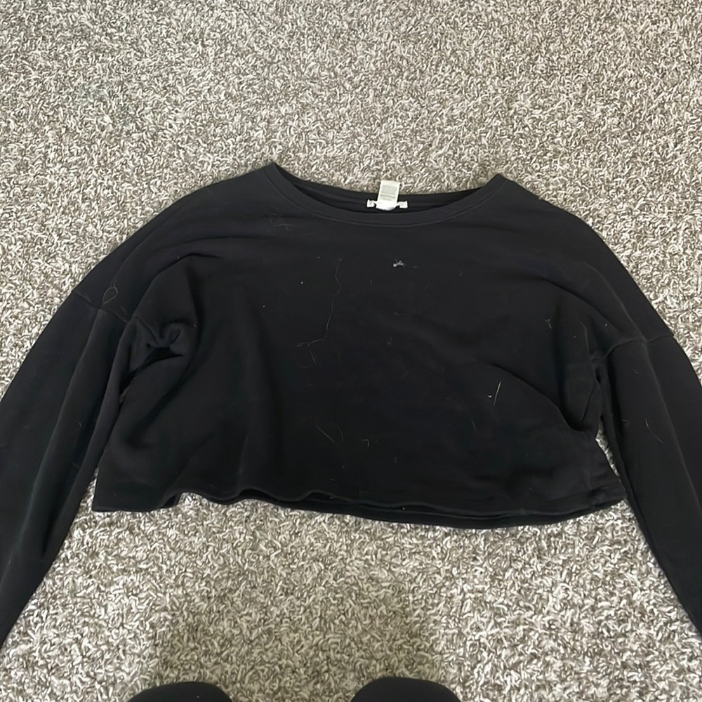 This a cute whatever crop shirt that can go with anything and look so cute!